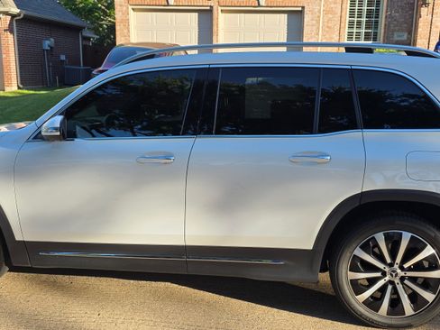 Used 2022 Mercedes-Benz GLB 250 image 9