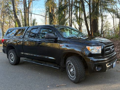 Used 2010 Toyota Tundra 4x4 Double Cab image 1