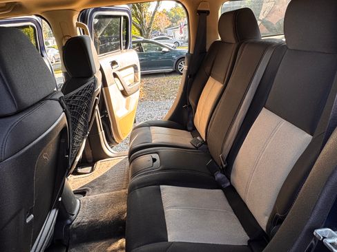 Used 2007 HUMMER H3 image 12