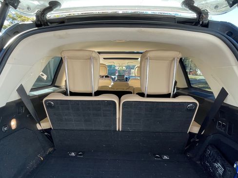 Used 2017 Mercedes-Benz GLS 550 4MATIC image 13