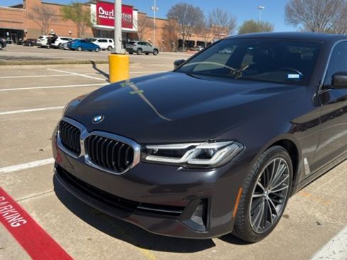Used 2021 BMW 540i w/ Convenience Package image 4