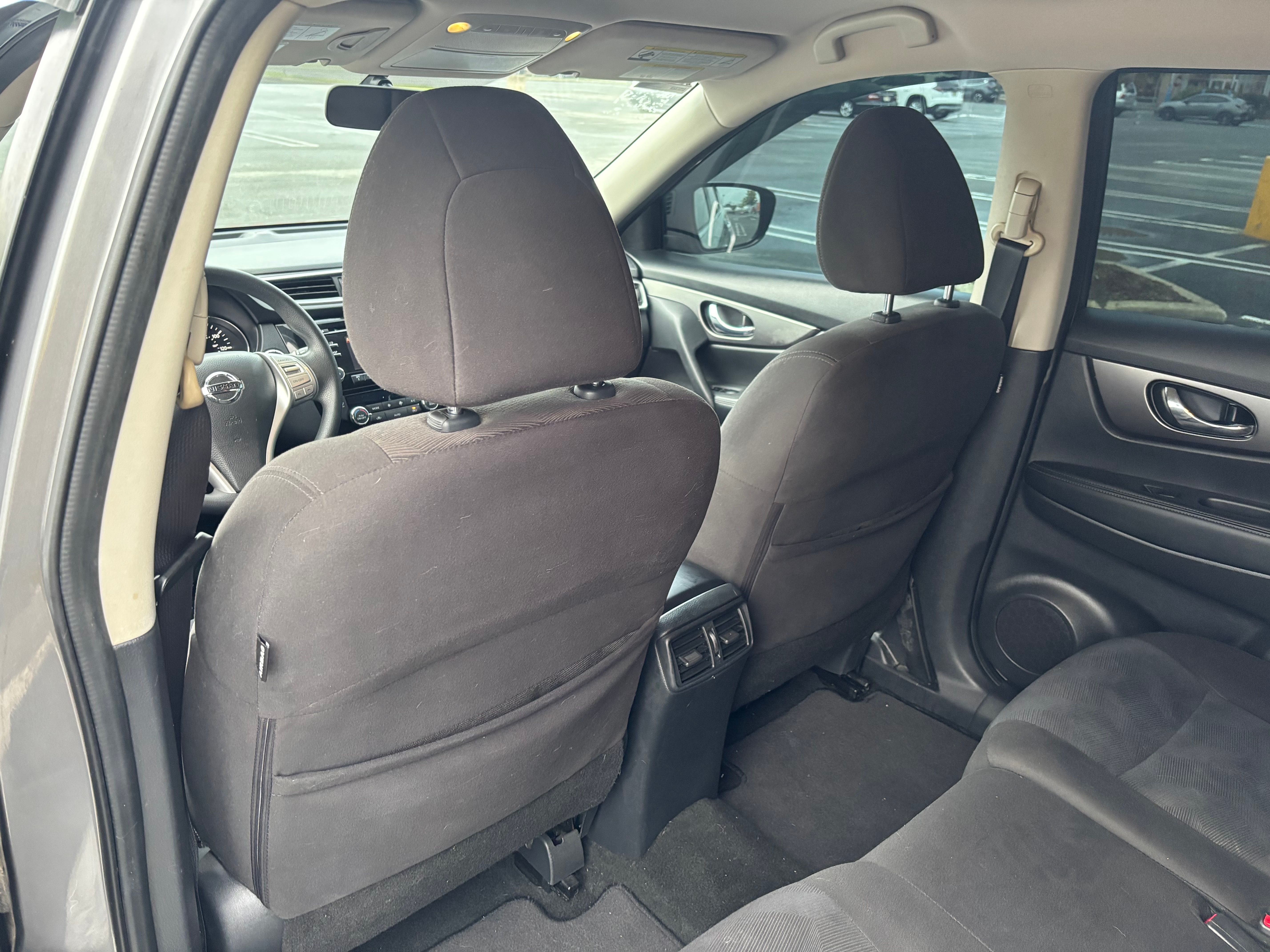 Used 2016 Nissan Rogue SV AWD/4WD image 30