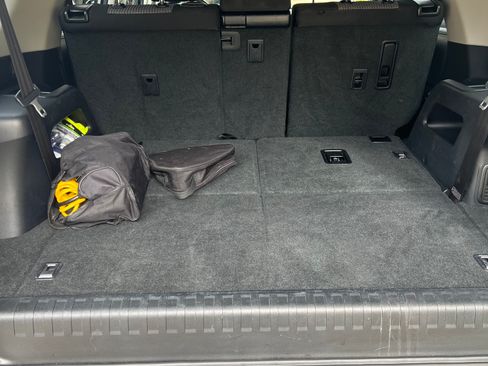 Used 2014 Toyota 4Runner SR5 image 9