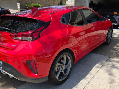 Used 2020 Hyundai Veloster 2.0 FWD image 6