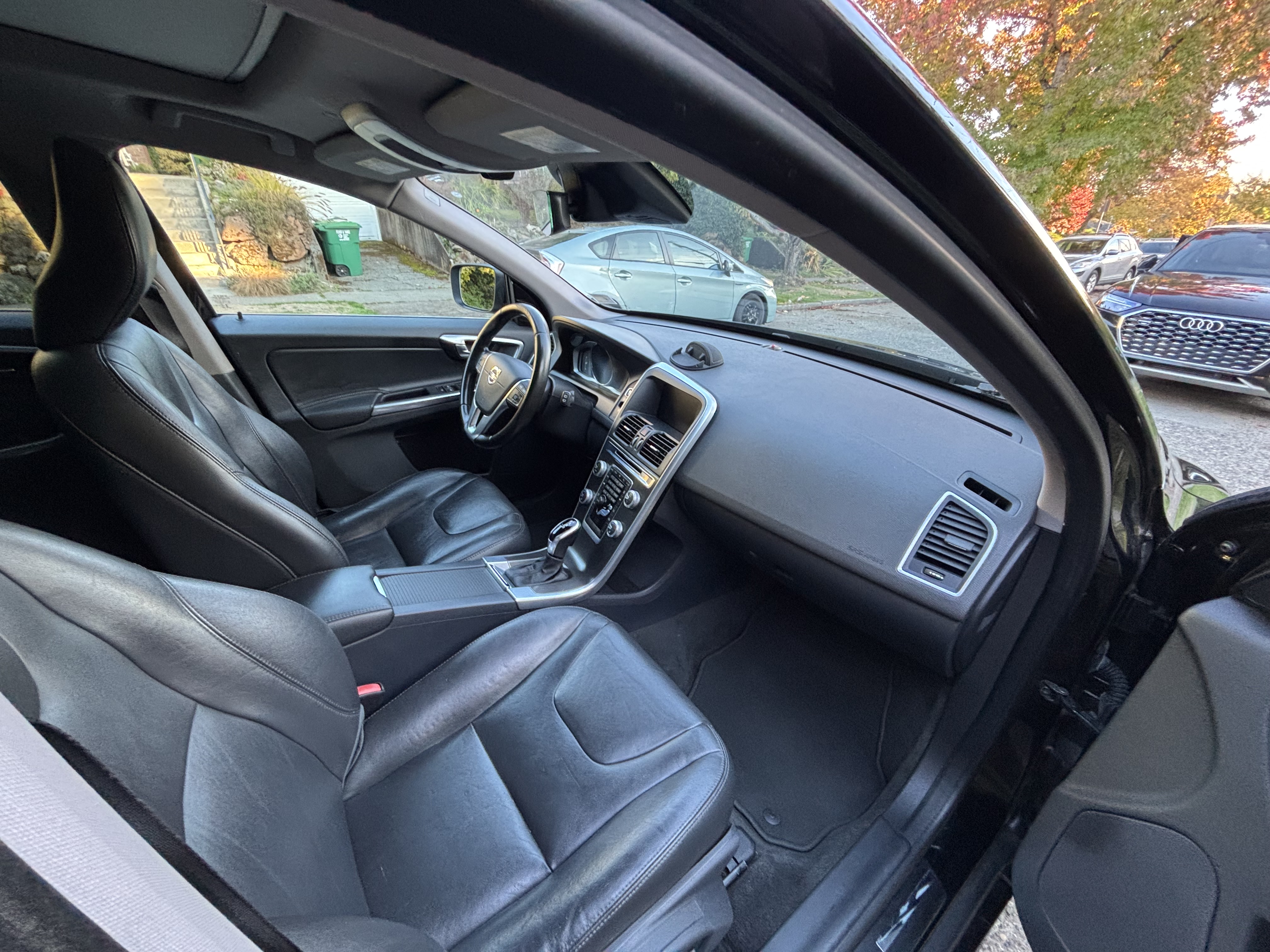 Used 2016 Volvo XC60 T5 Premier AWD/4WD image 10