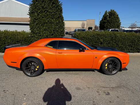 Used 2020 Dodge Challenger R/T Scat Pack image 2