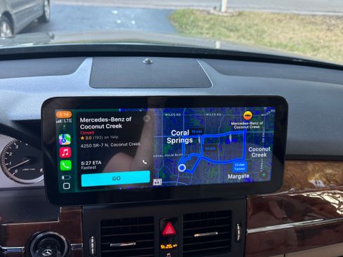 Used 2011 Mercedes-Benz GLK 350 2WD image 24