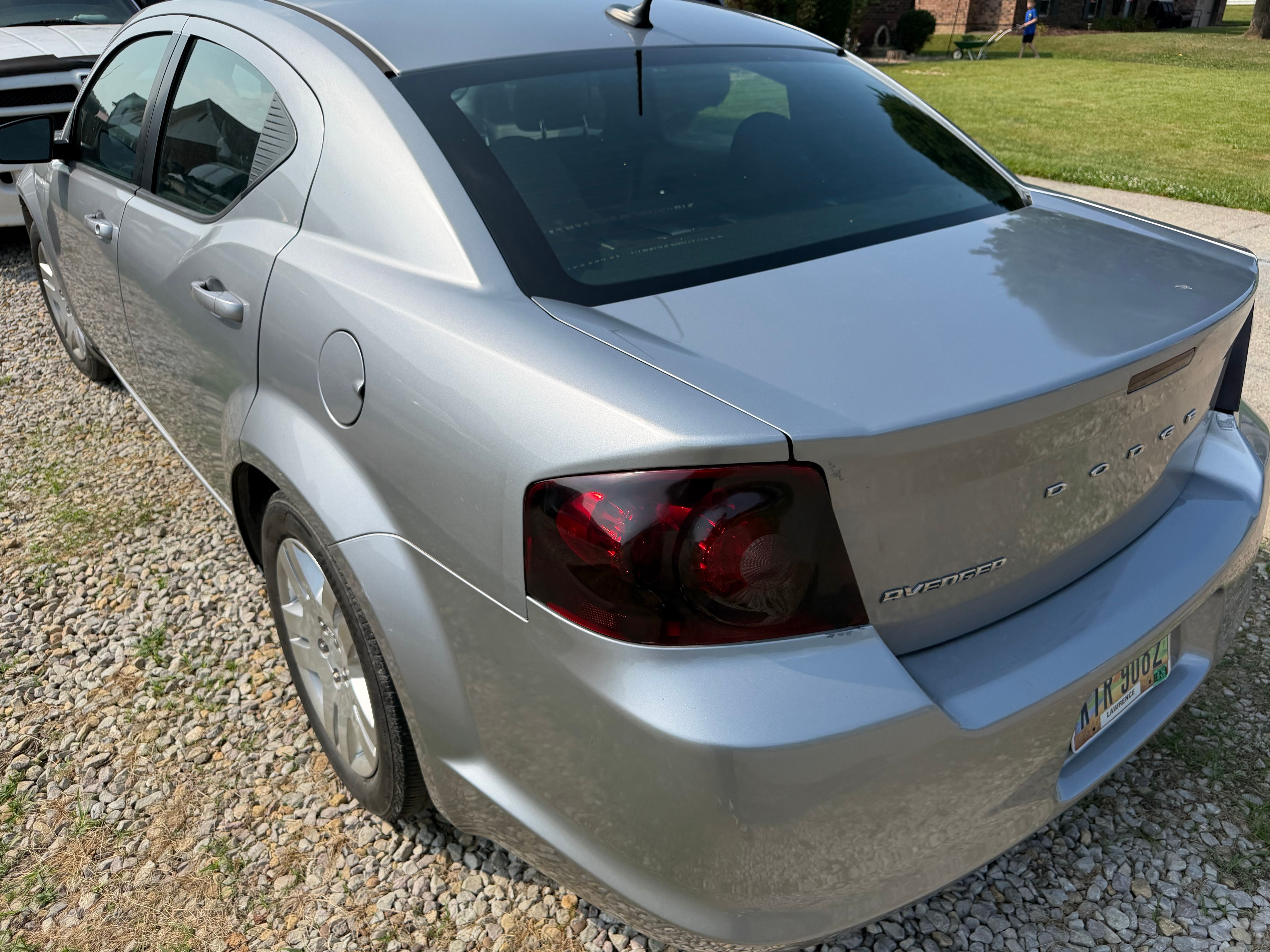 Used 2013 Dodge Avenger SE FWD image 6