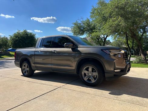 Used 2021 Honda Ridgeline RTL-E image 4
