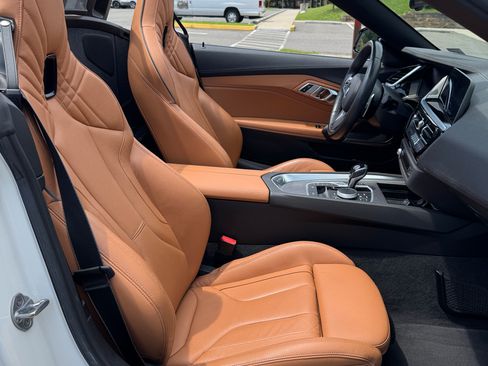 Used 2020 BMW Z4 M40i w/ Premium Package RWD image 19
