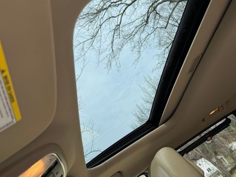 Used 2015 Jeep Grand Cherokee Limited image 6