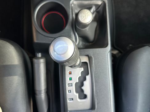 Used 2012 Toyota FJ Cruiser 4WD w/ Upgrade Pkg image 18