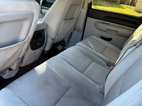 Used 2008 Chevrolet Silverado 2500 LT w/ 2LT Convenience Package image 8