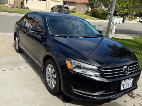 Used 2015 Volkswagen Passat 1.8T Wolfsburg Edition FWD image 1