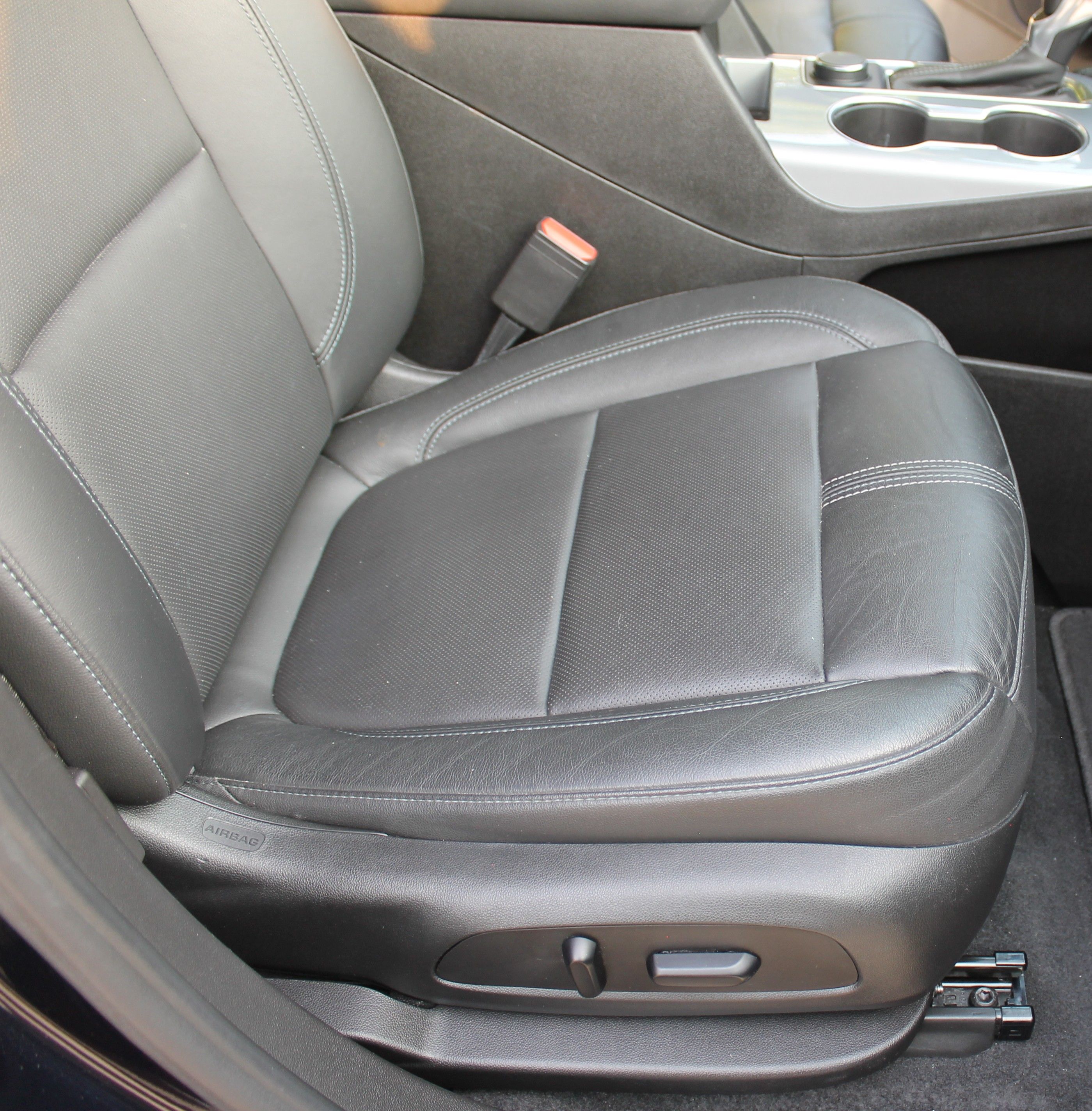 Used 2020 Chevrolet Blazer LT FWD image 8