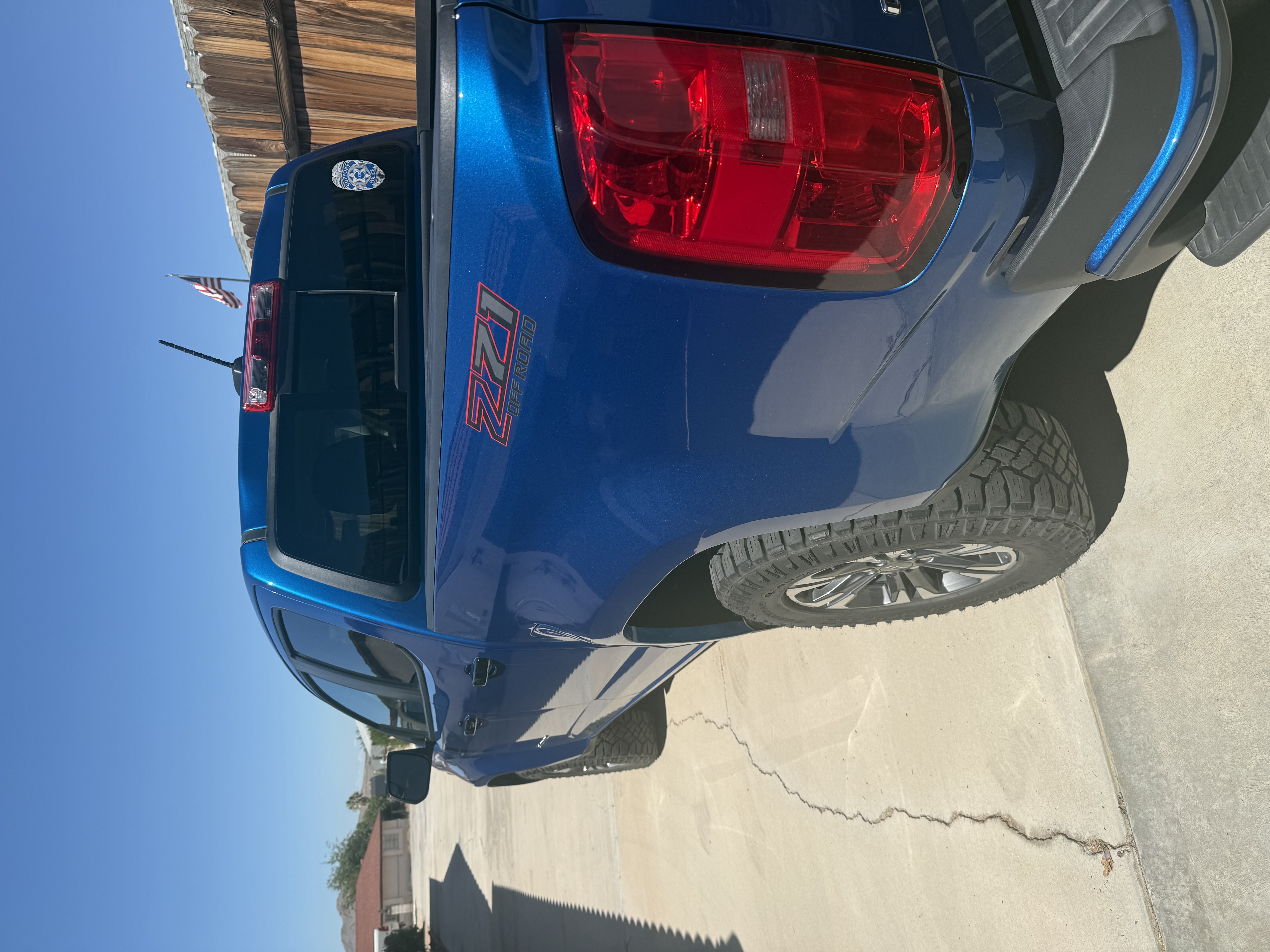 Used 2022 Chevrolet Colorado Z71 AWD/4WD image 6