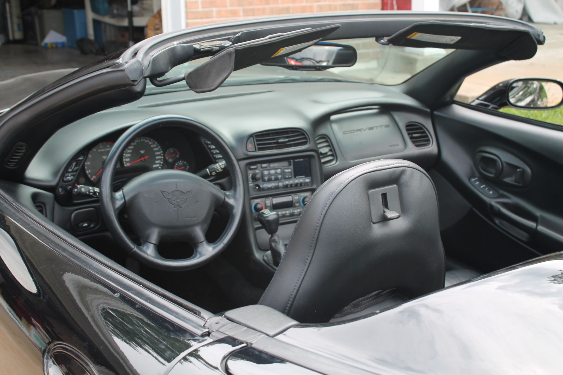 Used 2000 Chevrolet Corvette Convertible w/ Memory Pkg RWD image 13