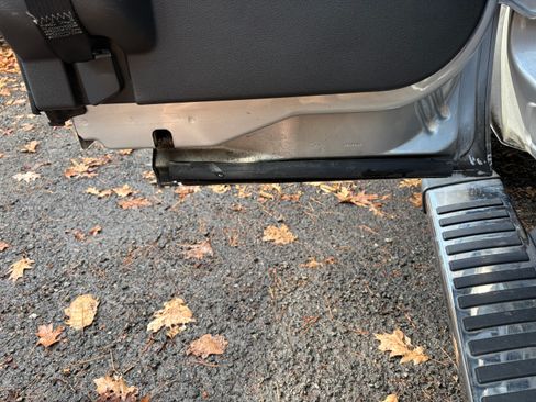 Used 2012 Ford F350 Lariat w/ Chrome Pkg image 10