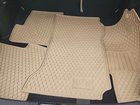 Used 2014 Mercedes-Benz C 300 4MATIC Sedan image 12