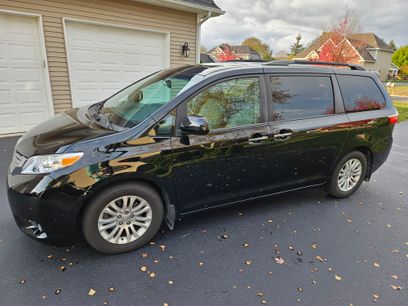 Used 2017 Toyota Sienna XLE