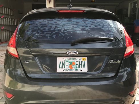 Used 2011 Ford Fiesta SE w/ 203A Rapid Spec Order Code image 5