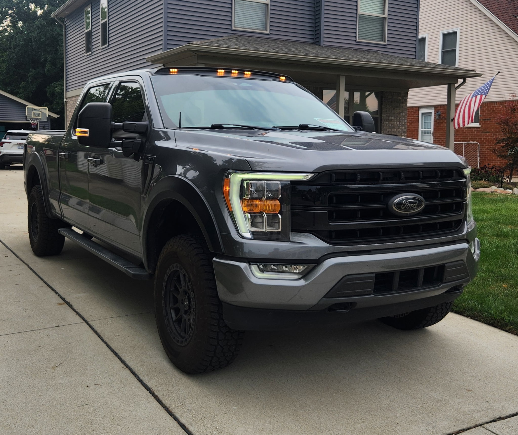 Used 2022 Ford F150 XLT w/ Equipment Group 302A High AWD/4WD image 1