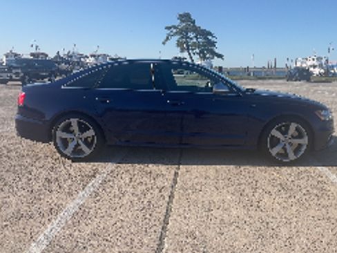 Used 2013 Audi S6 Prestige w/ Innovation Pkg image 16