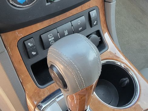 Used 2012 Buick Enclave Leather FWD image 23