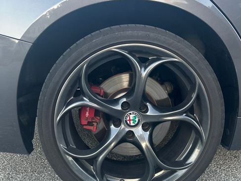 Used 2018 Alfa Romeo Giulia Ti Sport w/ Quick Order Package 22S Sport image 17