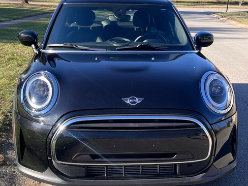 Used 2022 MINI Cooper 4-Door Hardtop image 17