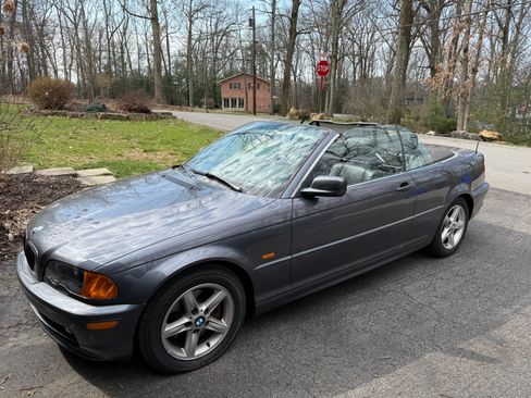 Used 2002 BMW 325Ci Convertible image 12