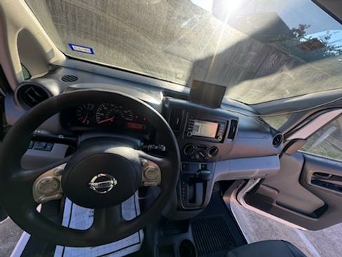 Used 2017 Nissan NV200 SV w/ Technology Package image 4