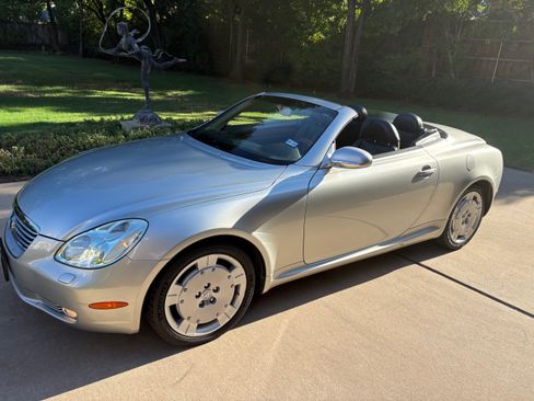 Used 2002 Lexus SC 430 Convertible RWD image 21