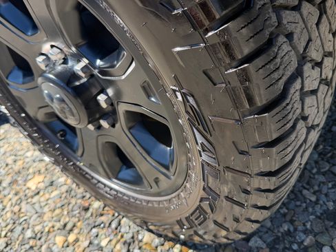Used 2021 RAM 3500 Big Horn w/ Level 2 Equipment Group AWD/4WD image 24