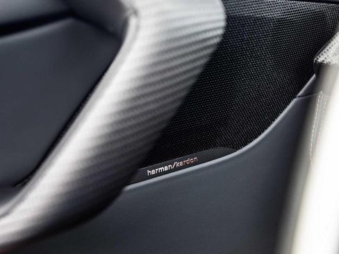 Used 2019 BMW i8 Roadster image 5