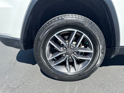 Used 2019 Jeep Grand Cherokee Limited w/ Trailer Tow Group IV AWD/4WD image 25