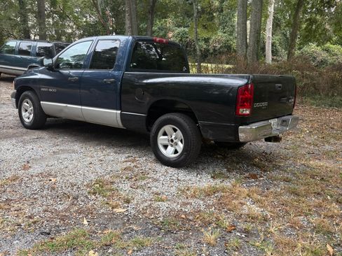 Used 2002 Dodge Ram 1500 Truck 2WD Quad Cab image 2