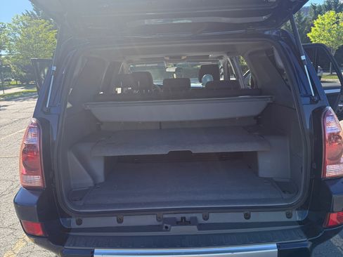 Used 2004 Toyota 4Runner Sport AWD/4WD image 10