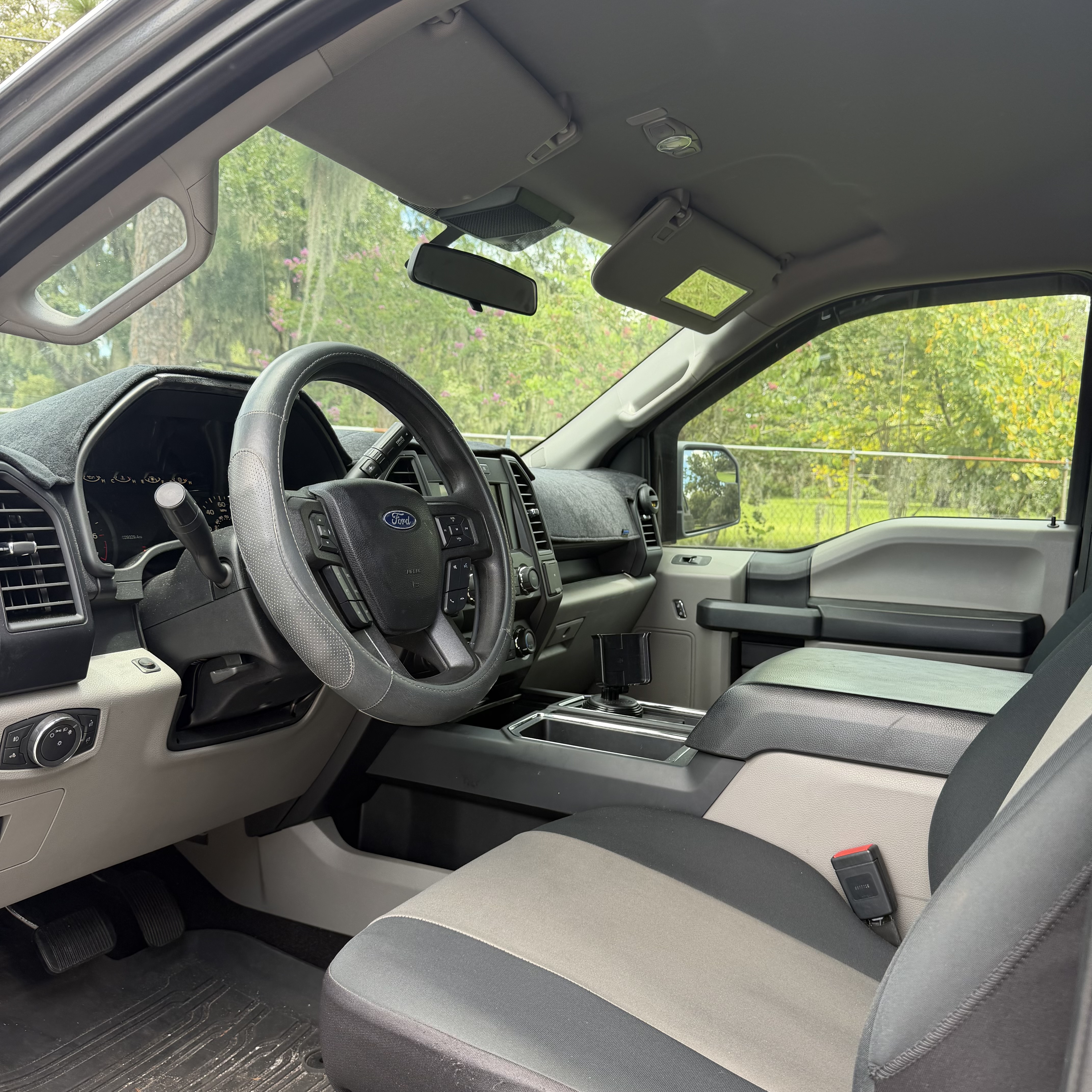 Used 2020 Ford F150 XL w/ Equipment Group 101A Mid RWD image 5