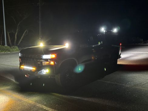 Used 2019 Chevrolet Silverado 1500 Custom Trail Boss w/ Custom Convenience Package image 16