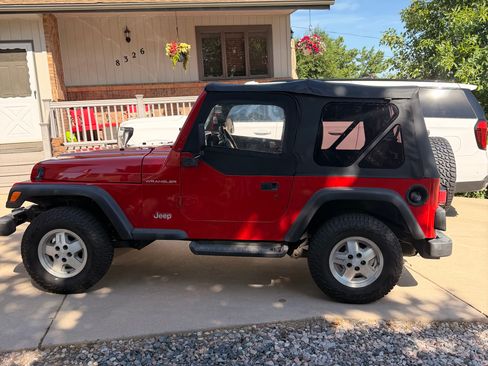 Used 1997 Jeep Wrangler SE AWD/4WD image 5