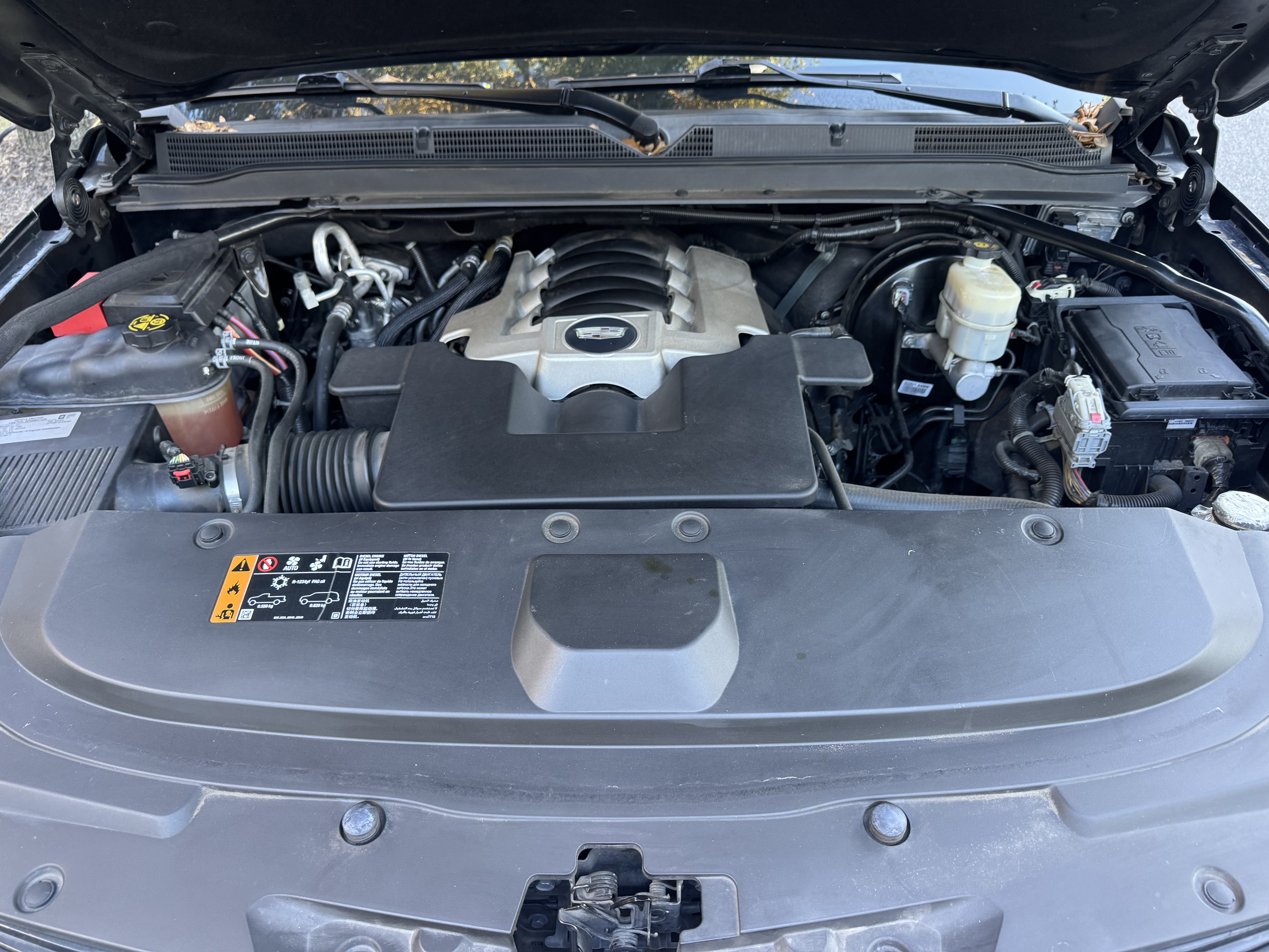 Used 2019 Cadillac Escalade Luxury RWD image 15