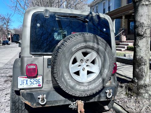 Used 2005 Jeep Wrangler Rubicon image 6