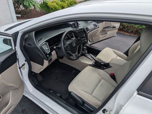 Used 2015 Honda Civic SE image 32