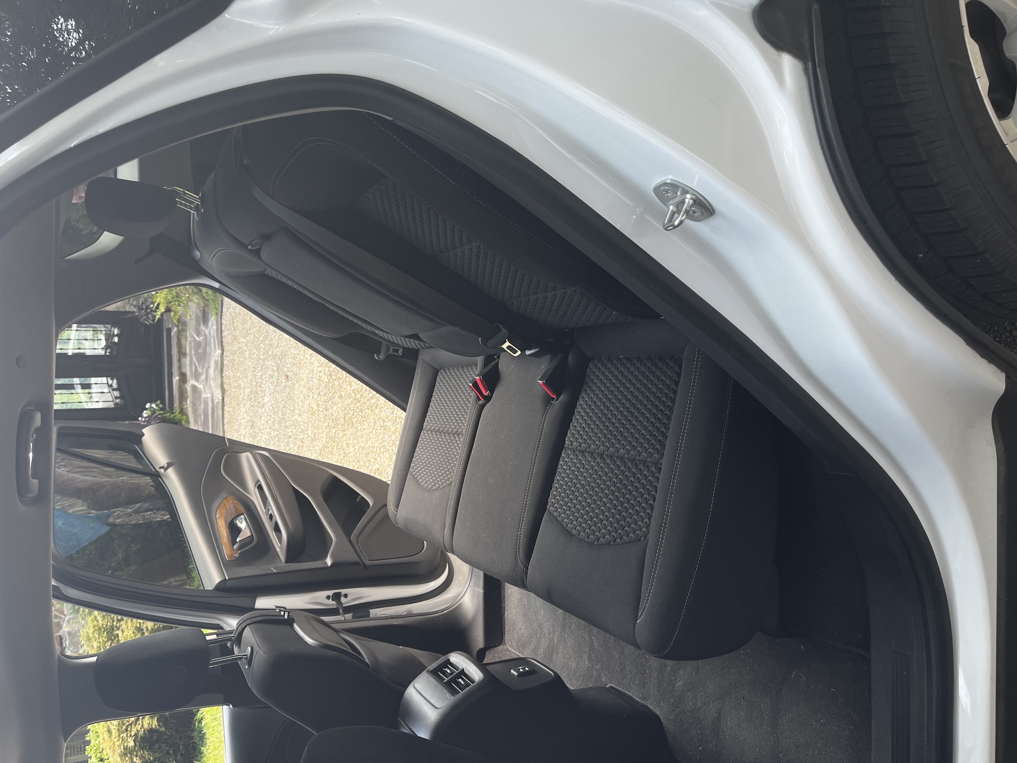 Used 2020 GMC Terrain SLE FWD image 8