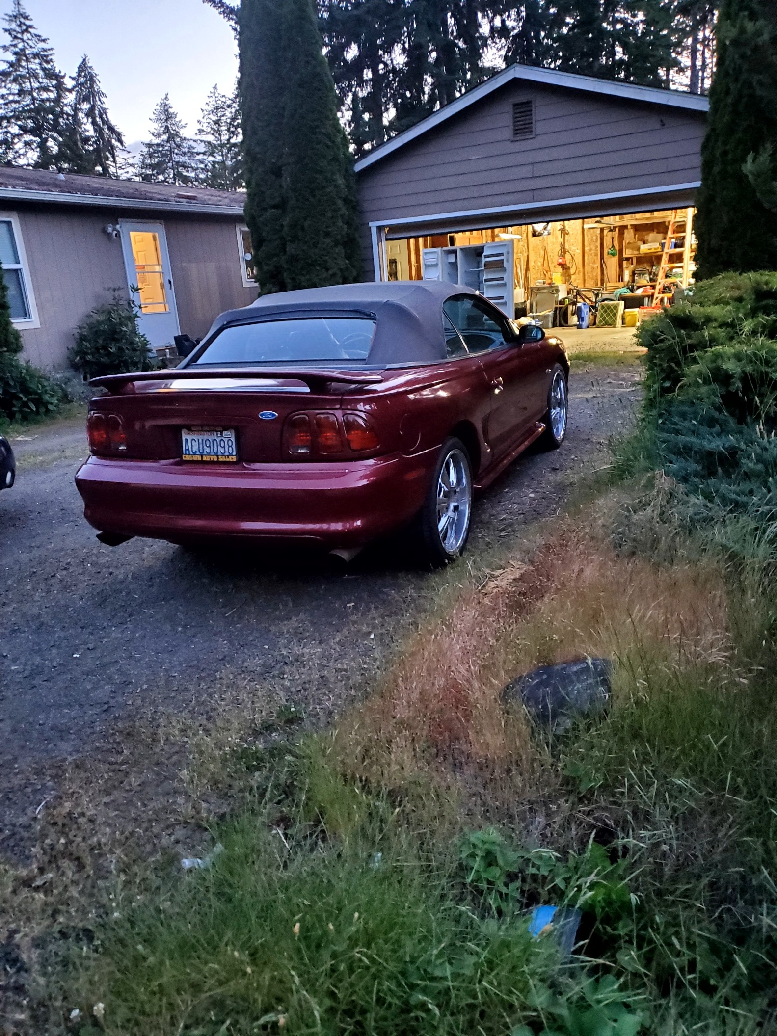 Used 1997 Ford Mustang GT RWD image 1