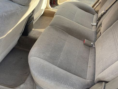 Used 2000 Subaru Outback Wagon image 5