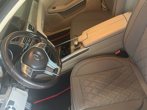 Used 2014 Mercedes-Benz E 350 Sedan image 8
