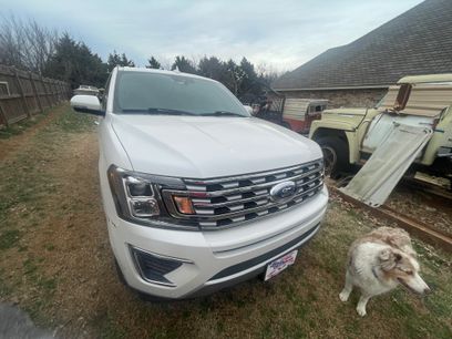 Used 2018 Ford Expedition Limited w/ Equipment Group 301A