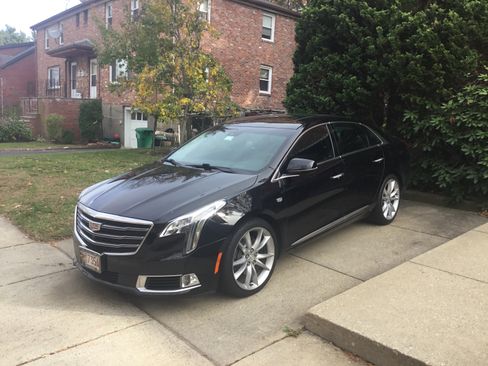 Used 2019 Cadillac XTS Premium Luxury image 4